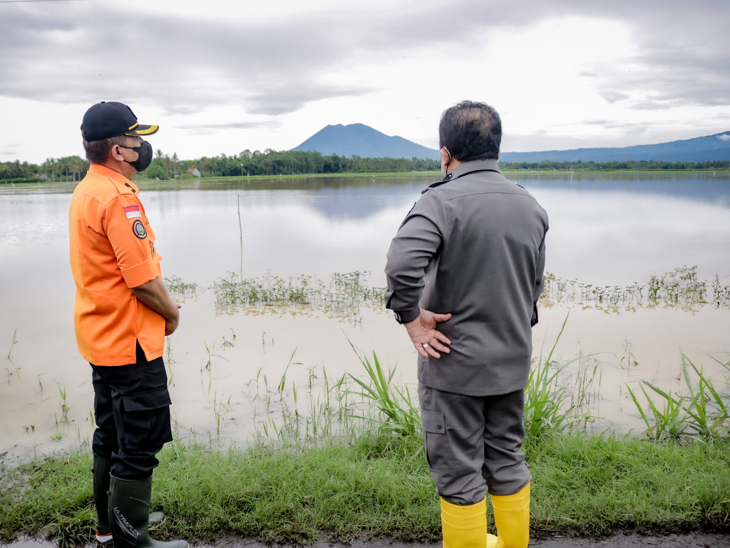 KADINKES JEMBER INGATKAN MASYARAKAT WASPADA PENYAKIT PASCA BANJIR