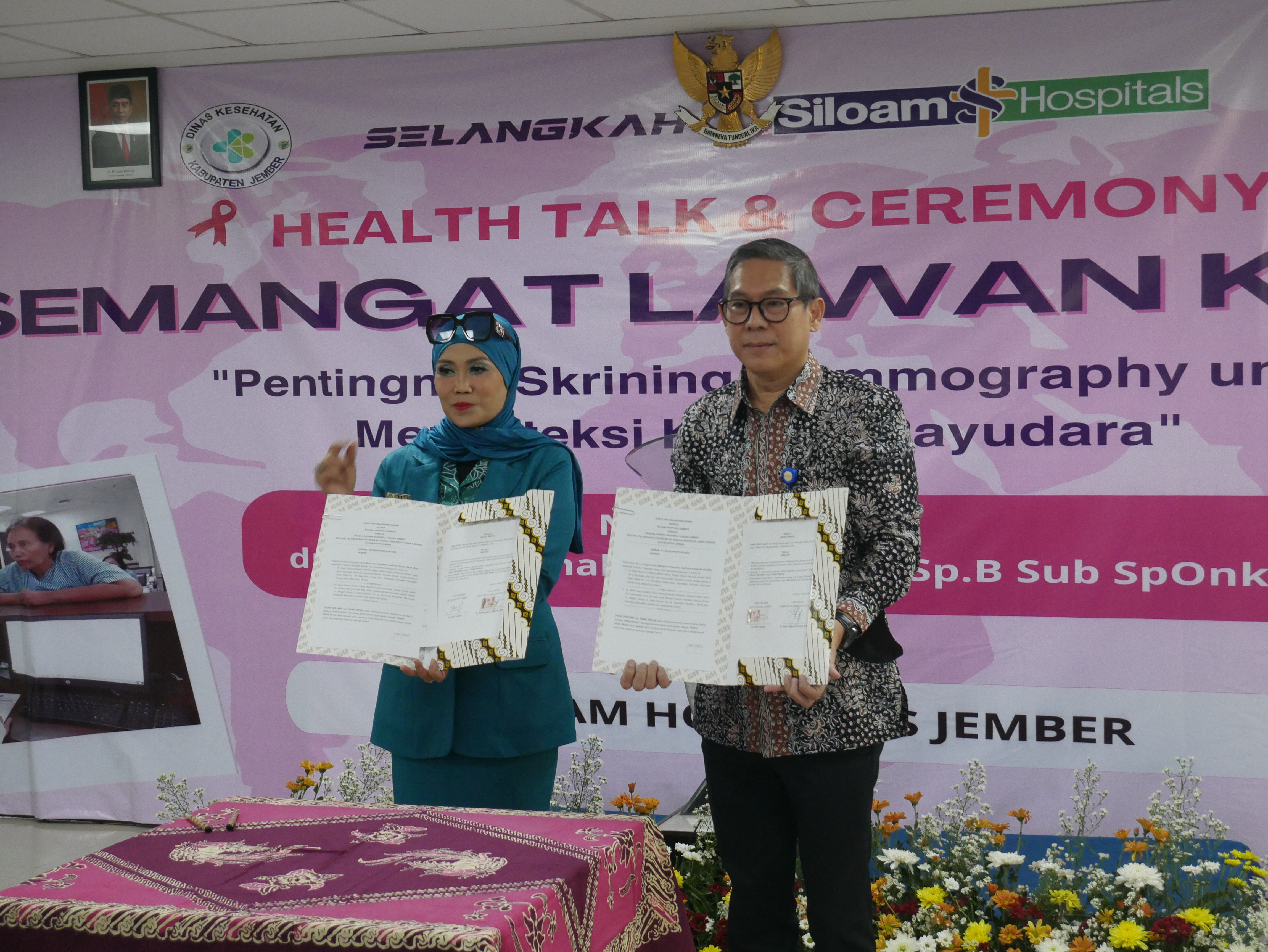 HADIRKAN PEMERIKSAAN MAMOGRAFI GRATIS, SILOAM HOSPITALS JEMBER RANGKUL RATUSAN PEREMPUAN