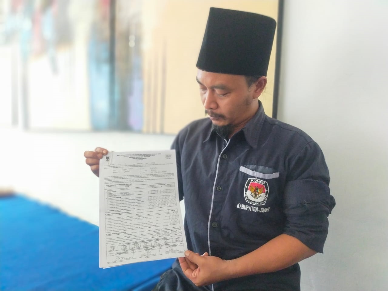 BAWASLU DAPATI PULUHAN TPS DI JEMBER TIDAK MENDAPAT FORM C HASIL ATAU PLANO