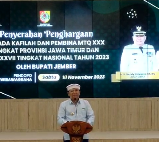 JUARA MTQ DAPAT HADIAH UMRAH DARI BUPATI JEMBER