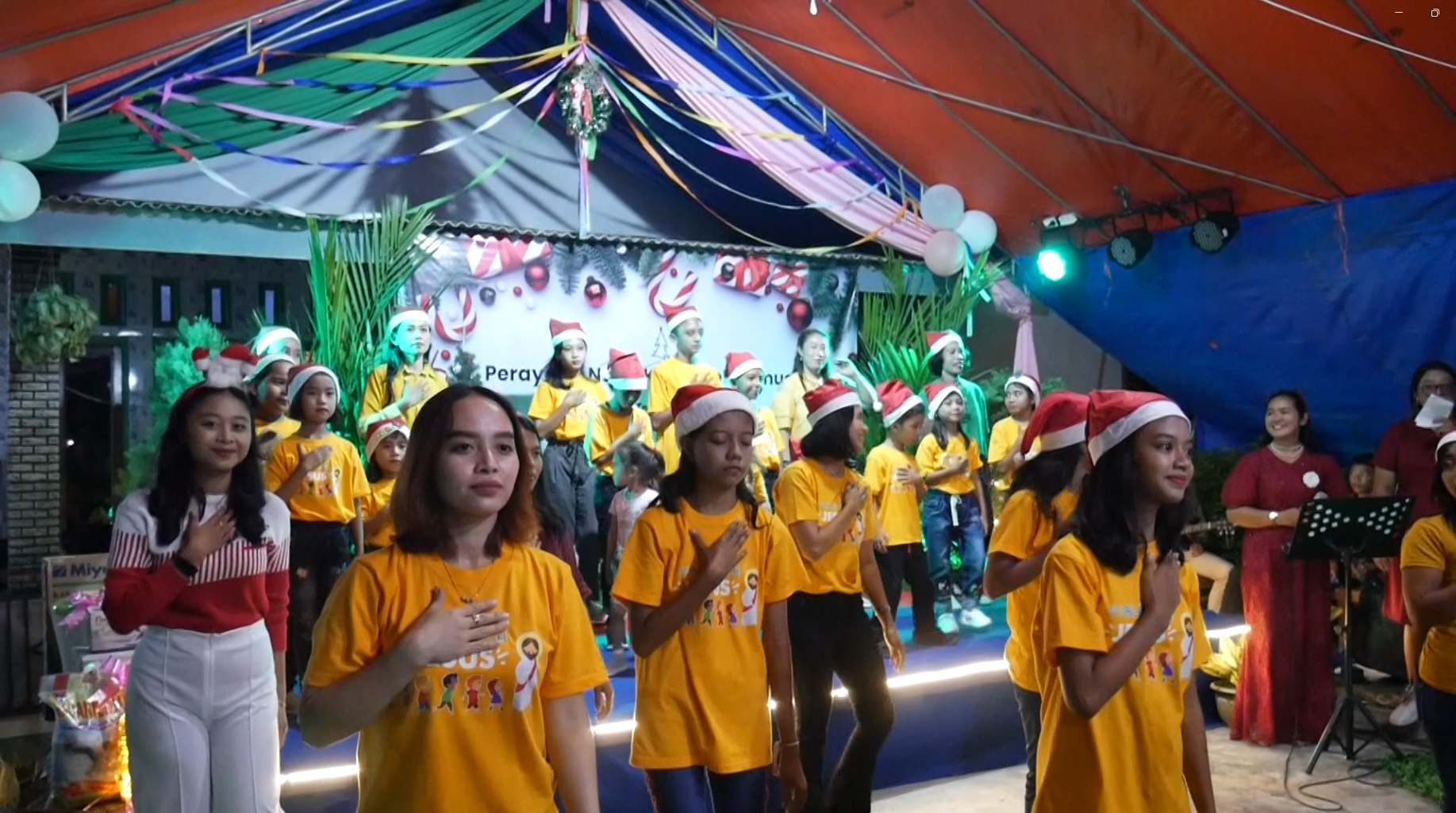 PERAYAAAN NATAL DI REJOAGUNG, LIBATKAN MASYARAKAT BEDA KEYAKINAN