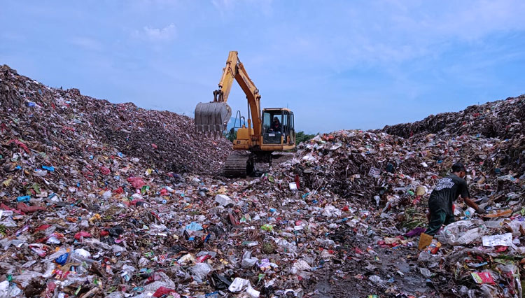 KIRIMAN SAMPAH KE TPA PAKUSARI SELAMA RAMADAN NORMAL