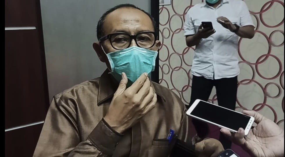 SEJUMLAH ASN DI LINGKUNGAN PEMKAB JEMBER ADUKAN PERMASALAHAN SOTK 2021 KE DPRD