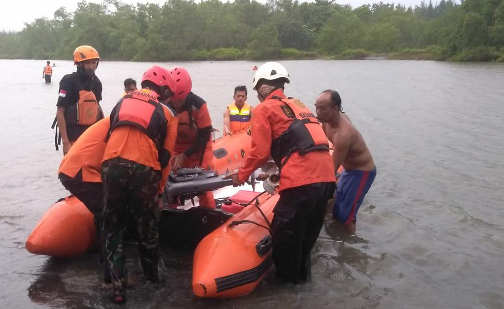 korban-tenggelam-di-sungai-getem-gumukmas-ditemukan