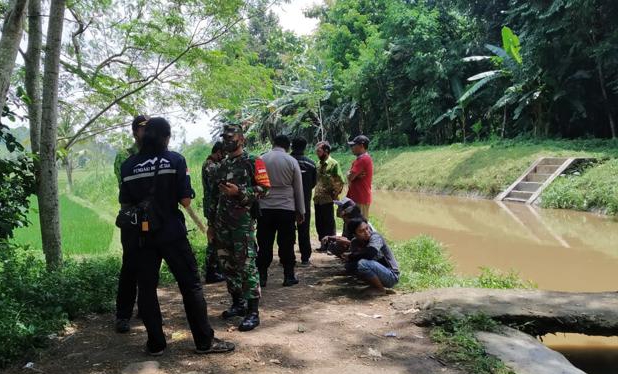 DIDUGA EPILEPSI KAMBUH SAAT MEMANCING, WARGA MAYANG HILANG TERSERET ARUS SUNGAI