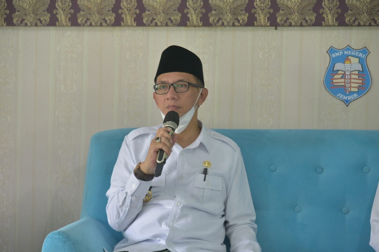 PERINGATI ISRA MIKRAJ, WABUP JEMBER INGATKAN PENTINGNYA PERAN GURU PAI BENTENGI SISWA DARI RADIKALISME