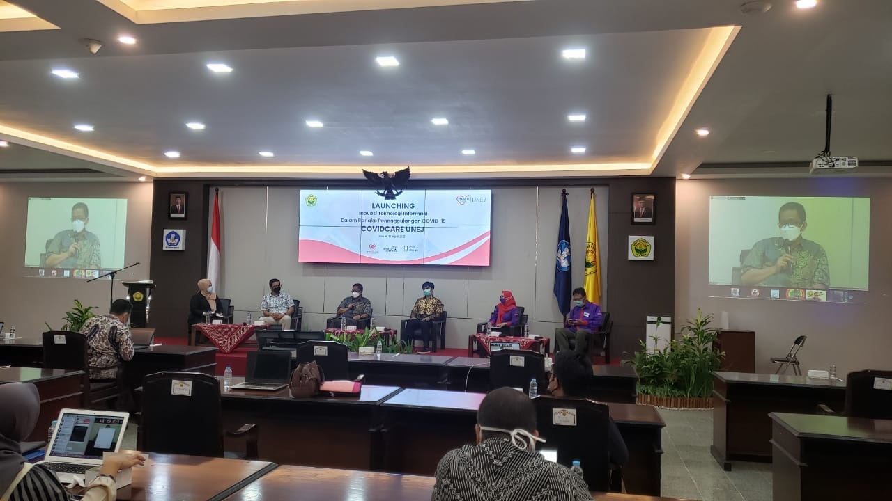 UNEJ LUNCURKAN SISTEM INFORMASI COVIDCARE UNTUK 3T COVID-19