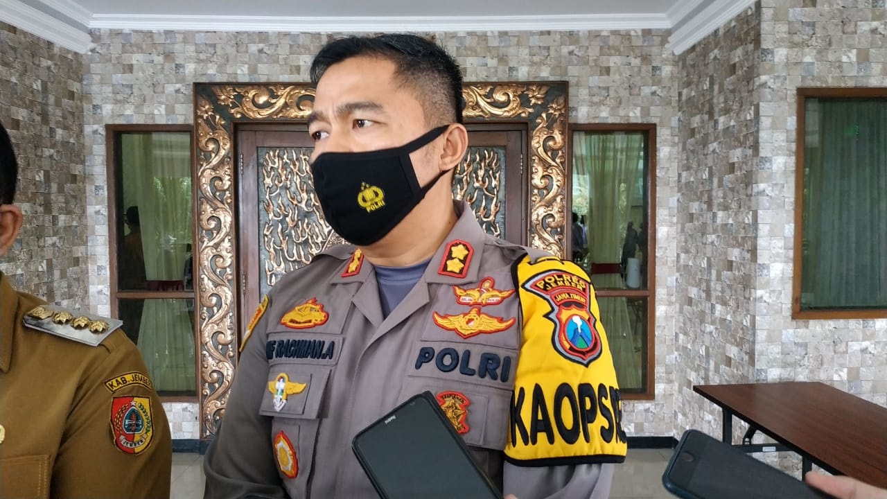 WARGA YANG NEKAT SILATURAHMI KE KABUPATEN TETANGGA SAAT LEBARAN, SIAP-SIAP PUTAR BALIK