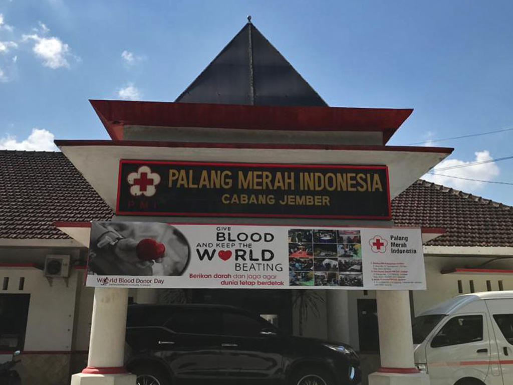 anak-muda-jadi-penggerak-donor-darah-di-jember