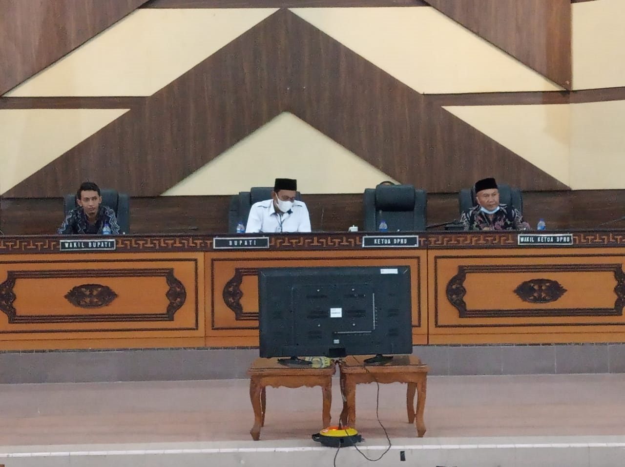 PR BUPATI JEMBER: HAPUS KESENJANGAN BANTUAN ANTARA SEKOLAH UMUM DENGAN MADRASAH