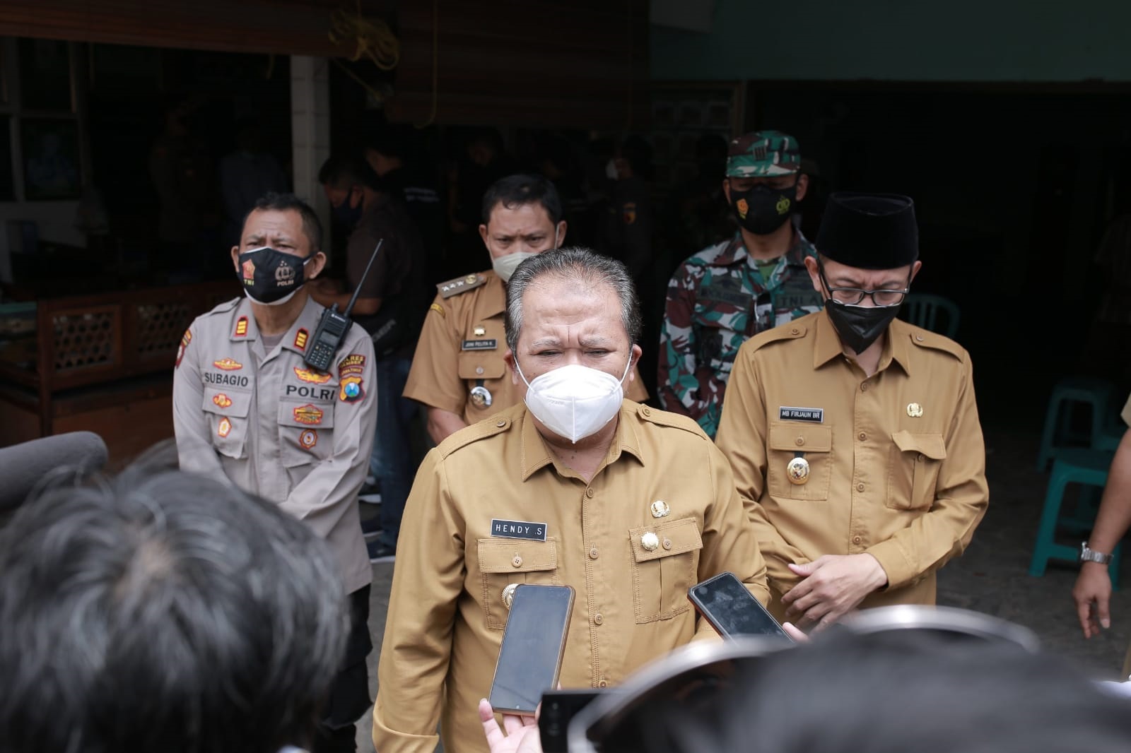 BUPATI HENDY SEGERA KAJI WACANA SEKOLAH TATAP MUKA SMP DAN SD DI JEMBER