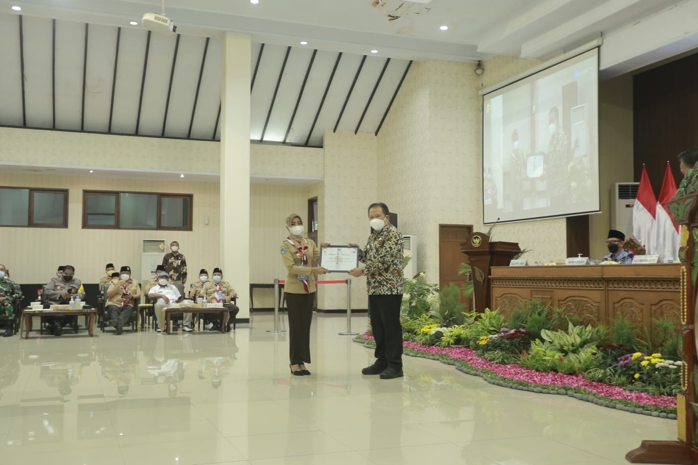 BUPATI JEMBER HARAPKAN PRAMUKA MAMPU PROAKTIF DI MASA PANDEMI