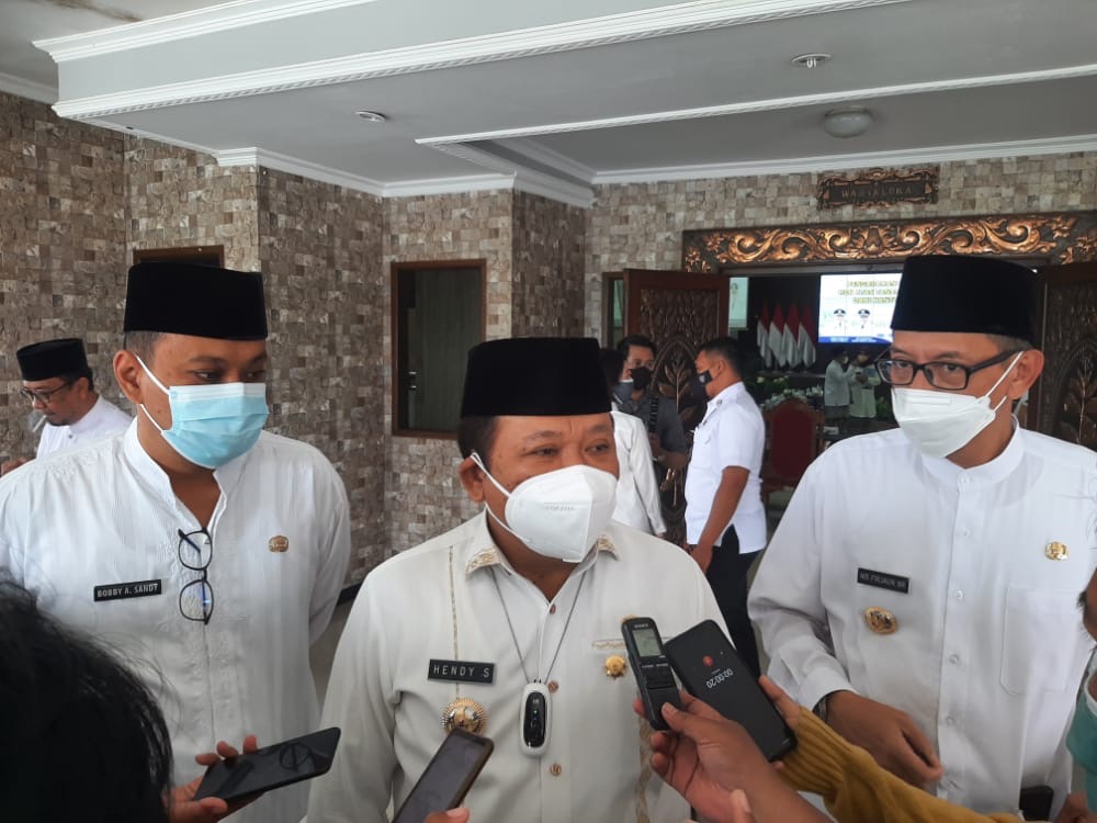 BUPATI HENDY JANJIKAN PENYALURAN BEASISWA PEMKAB PADA NOVEMBER 2021