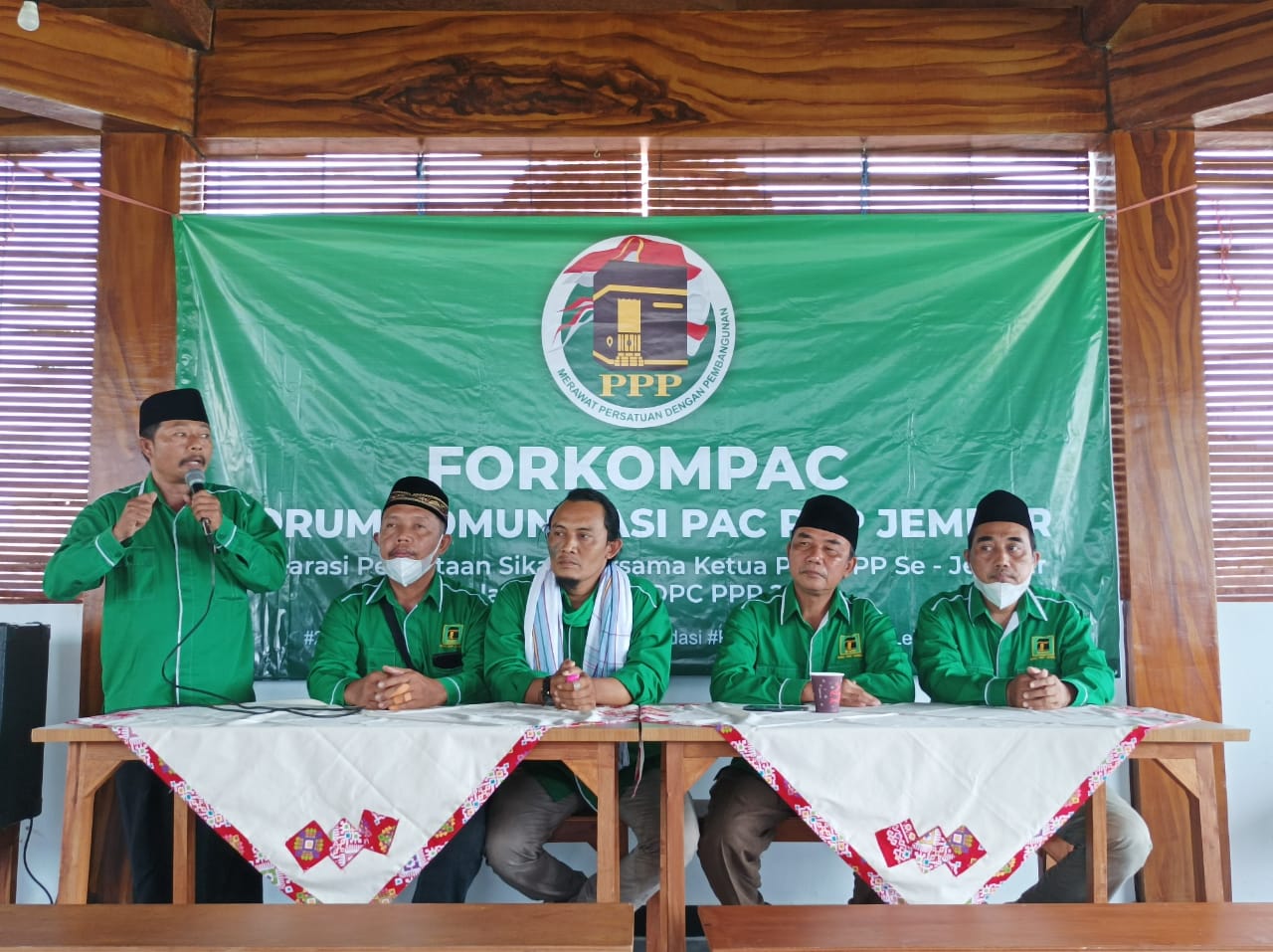 jelang-muscab-pengurus-kecamatan-desak-gus-mamak-tak-lagi-jadi-ketua-dpc-ppp