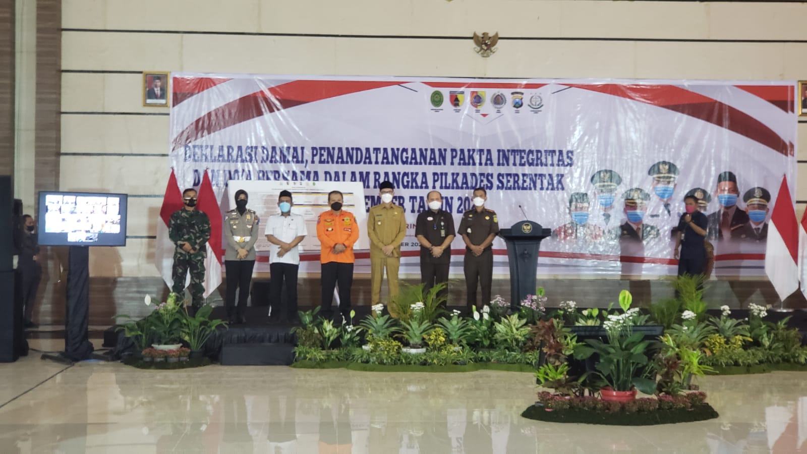 JELANG PILKADES SERENTAK 2021, CALON KADES DI KABUPATEN JEMBER IKUTI DEKLARASI DAMAI