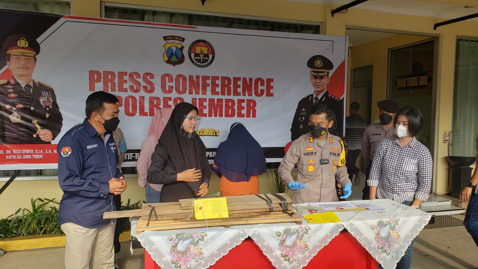 POLISI BENARKAN TERSANGKA PEMBUANG BAYI DI AMBULU MENGALAMI BABY BLUES, DIPICU PERUNDUNGAN DARI KELUARGA SUAMI