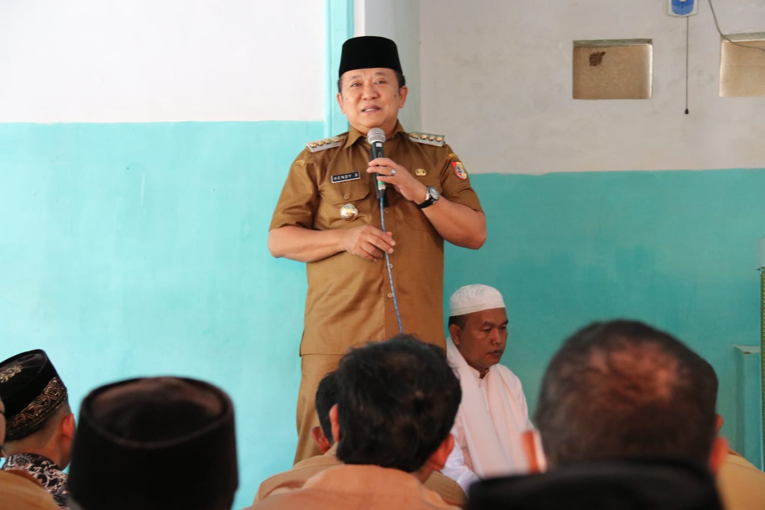 wes-wayahe-jember-berbagi-bupati-hendy-keliling-120-desa-di-jember-selama-ramadan