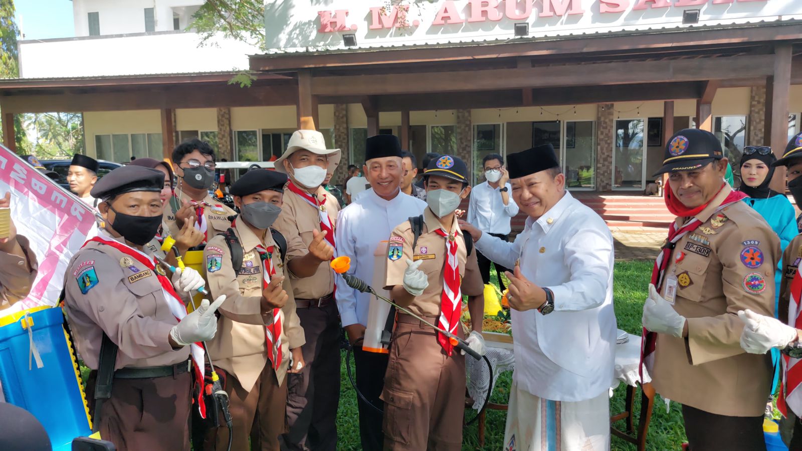 Cegah PMK Masuk Jember, Gerakan Pramuka Jatim Beri Pendampingan Pada Peternak