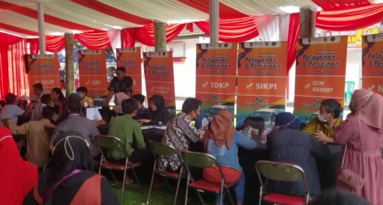 ANTUSIASME WARGA URUS PERIZINAN, RELA SEWA TRAVEL UNTUK DATANGI BAKORWIL V JEMBER