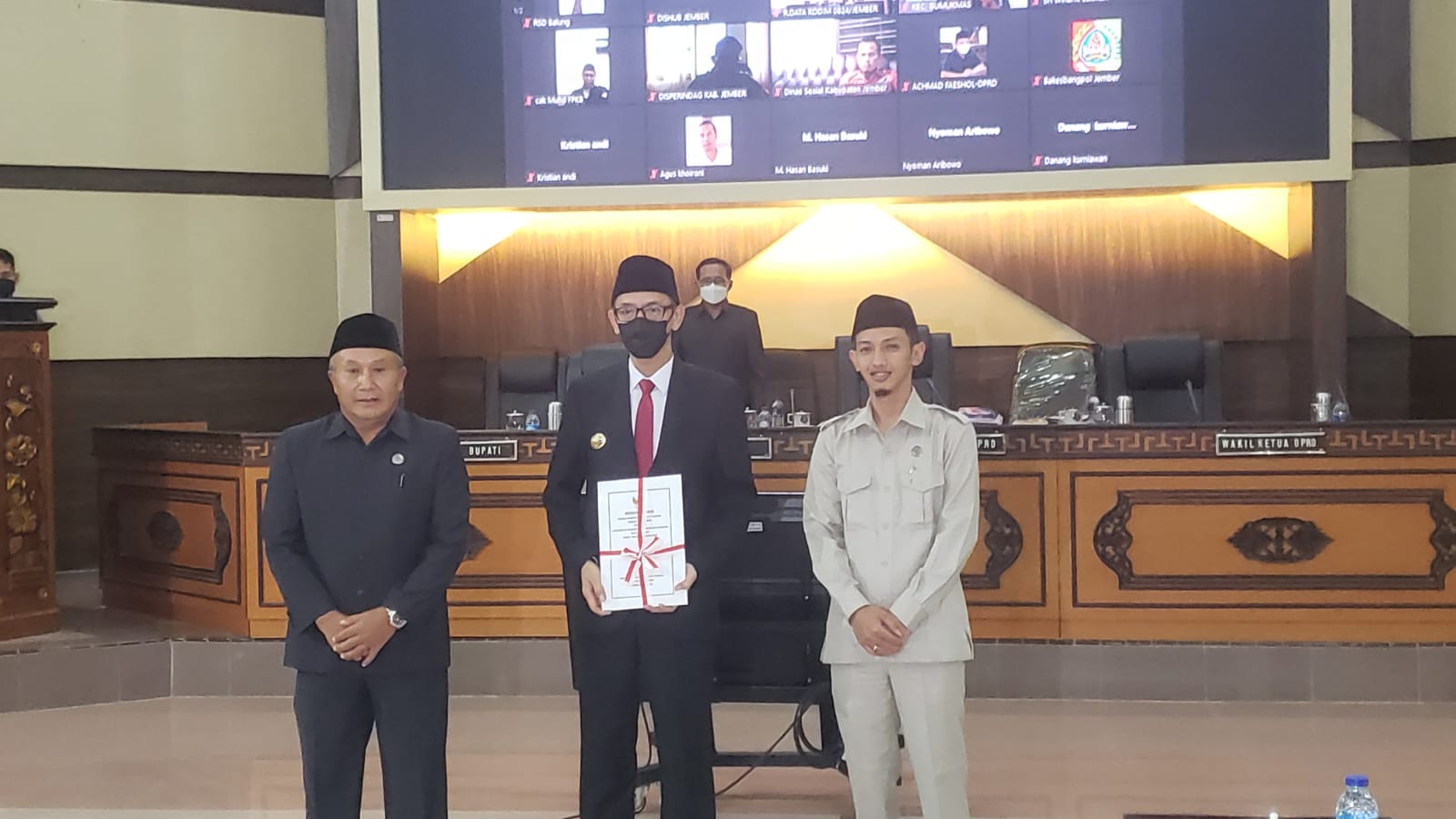 DPRD JEMBER SOROTI SEKTOR PENDIDIKAN HINGGA PERTANIAN DALAM REKOMENDASI LKPJ BUPATI