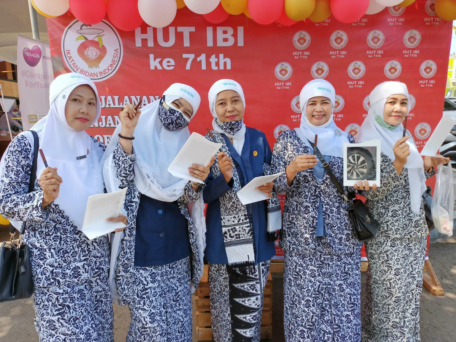 SEMARAKKAN HUT KE-71 IBI SITUBONDO, WARDAH AJAK PESERTA LOMBA BIKIN ALIS