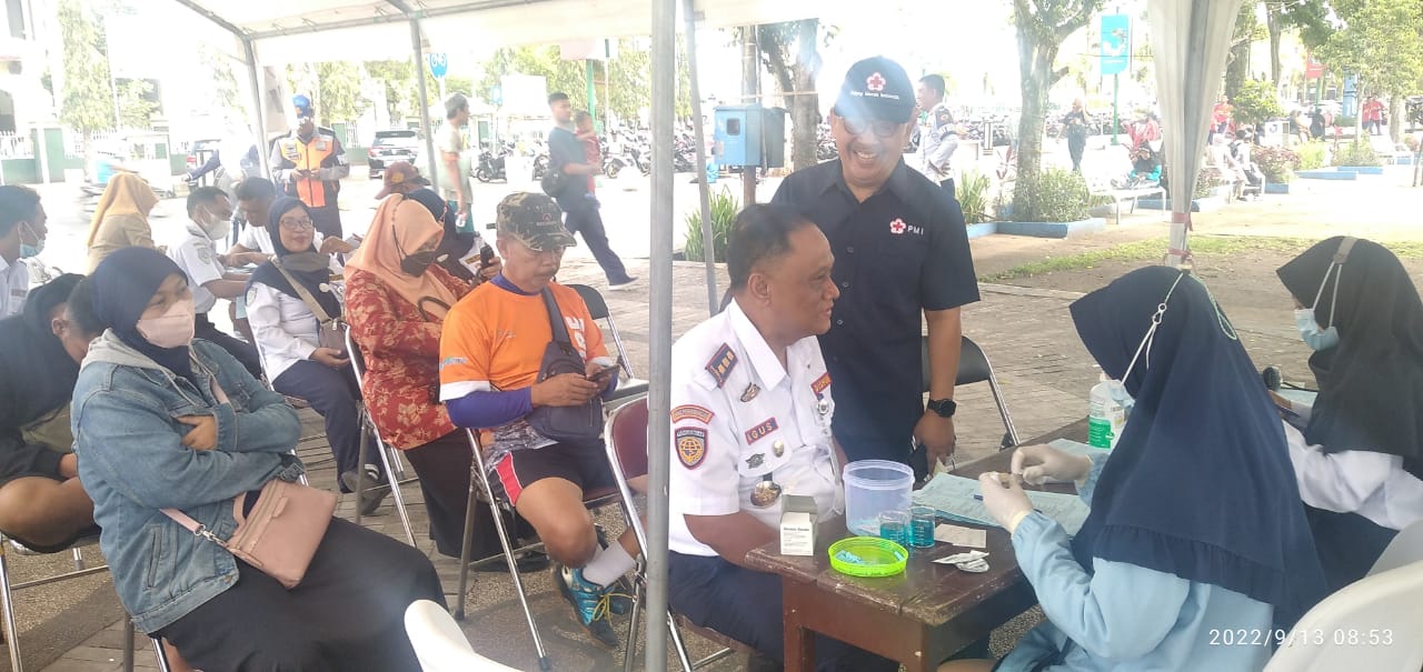 PMI DAN DISHUB JEMBER GELAR DONOR DARAH MASSAL, TARGETKAN 100 KANTONG DARAH DALAM SEHARI