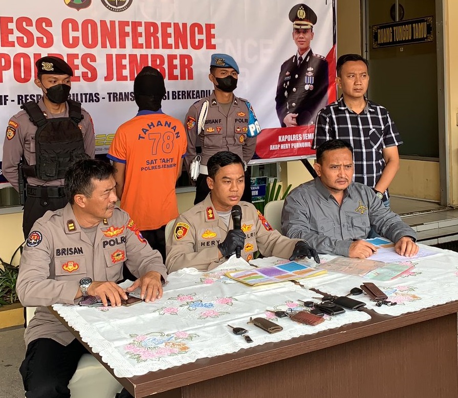 polres-jember-ungkap-kasus-penggelapan-7-mobil-pelaku-asal-malang-lancarkan-aksi-dengan-modus-menyewa