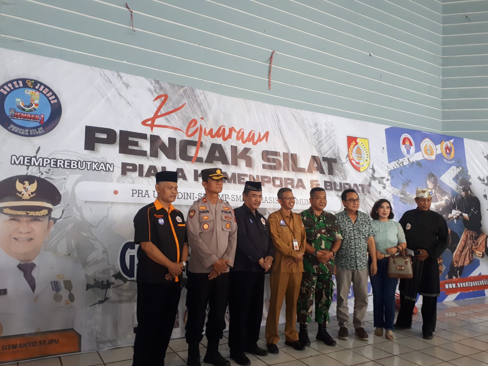 JEMBER MENGGELAR KEJUARAAN PENCAK SILAT PIALA KEMENPORA DAN BUPATI