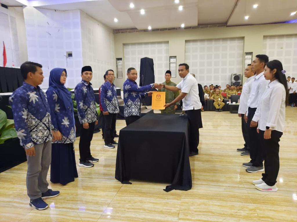 KPU JEMBER MELANTIK 744 PPS UNTUK PEMILU 2024