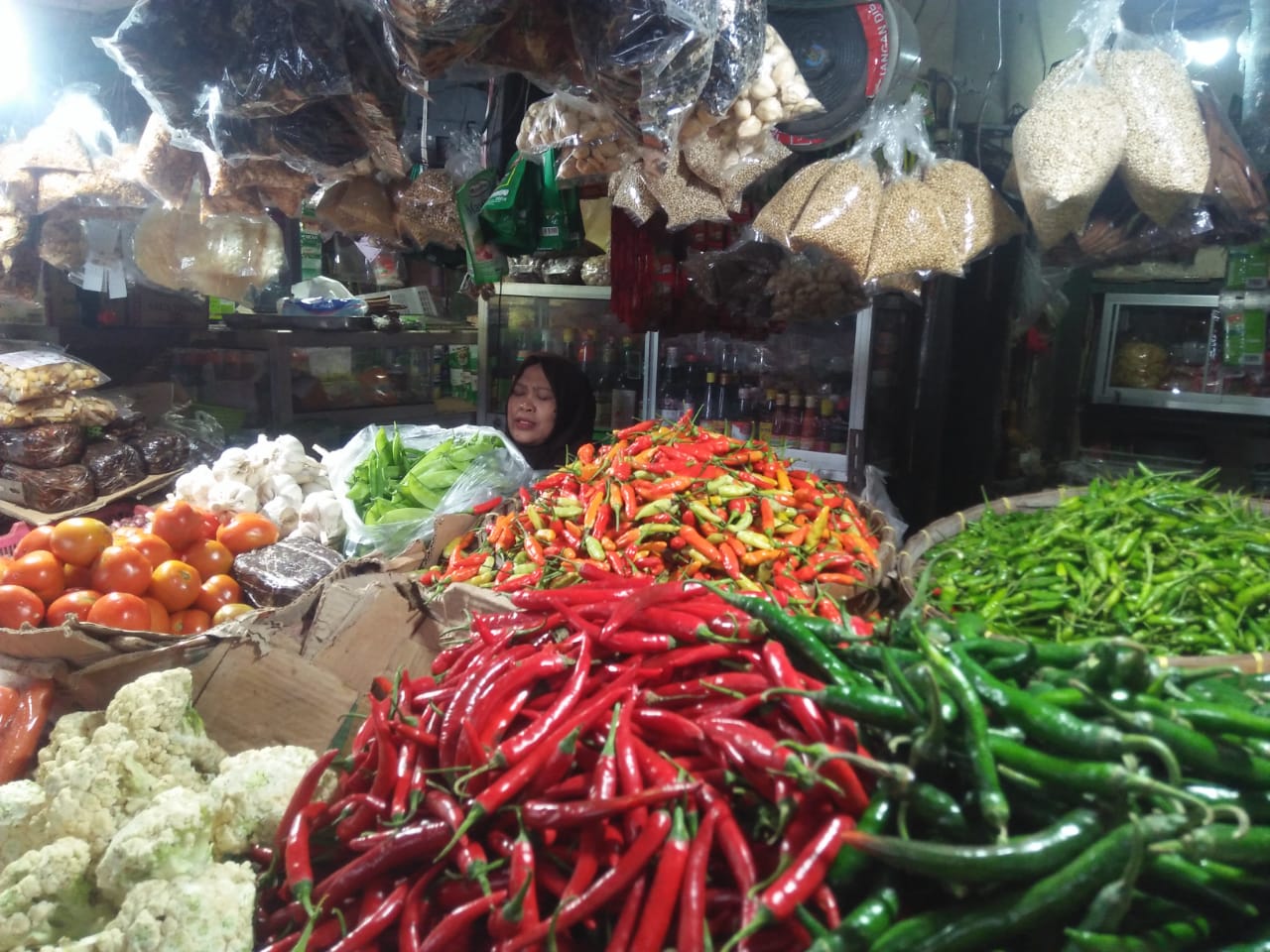 HARGA CABAI RAWIT NAIK, PEDAGANG MENYEBUT KELANGKAAN PUPUK MENJADI PENYEBABNYA