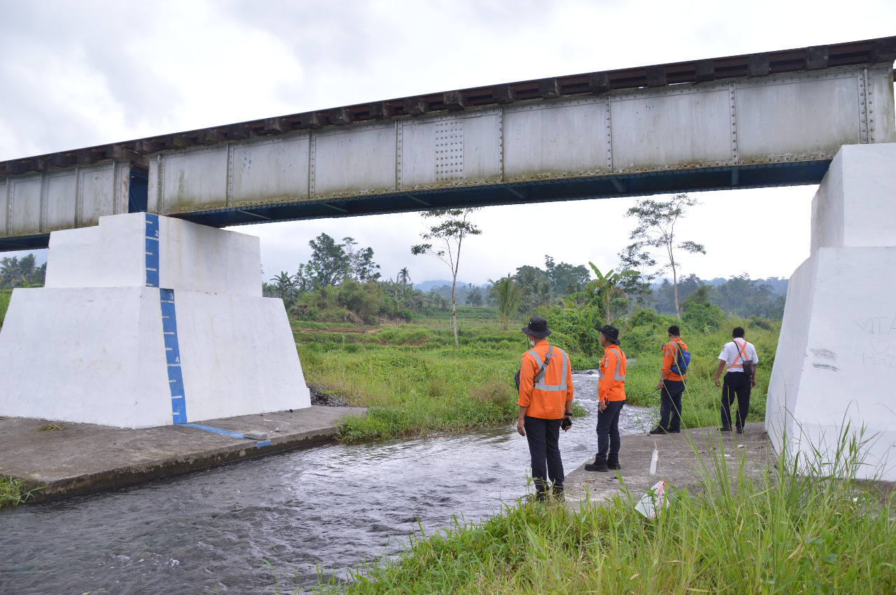 musim-penghujan-pt-kai-daop-9-petakan-jalur-kereta-rawan-bencana