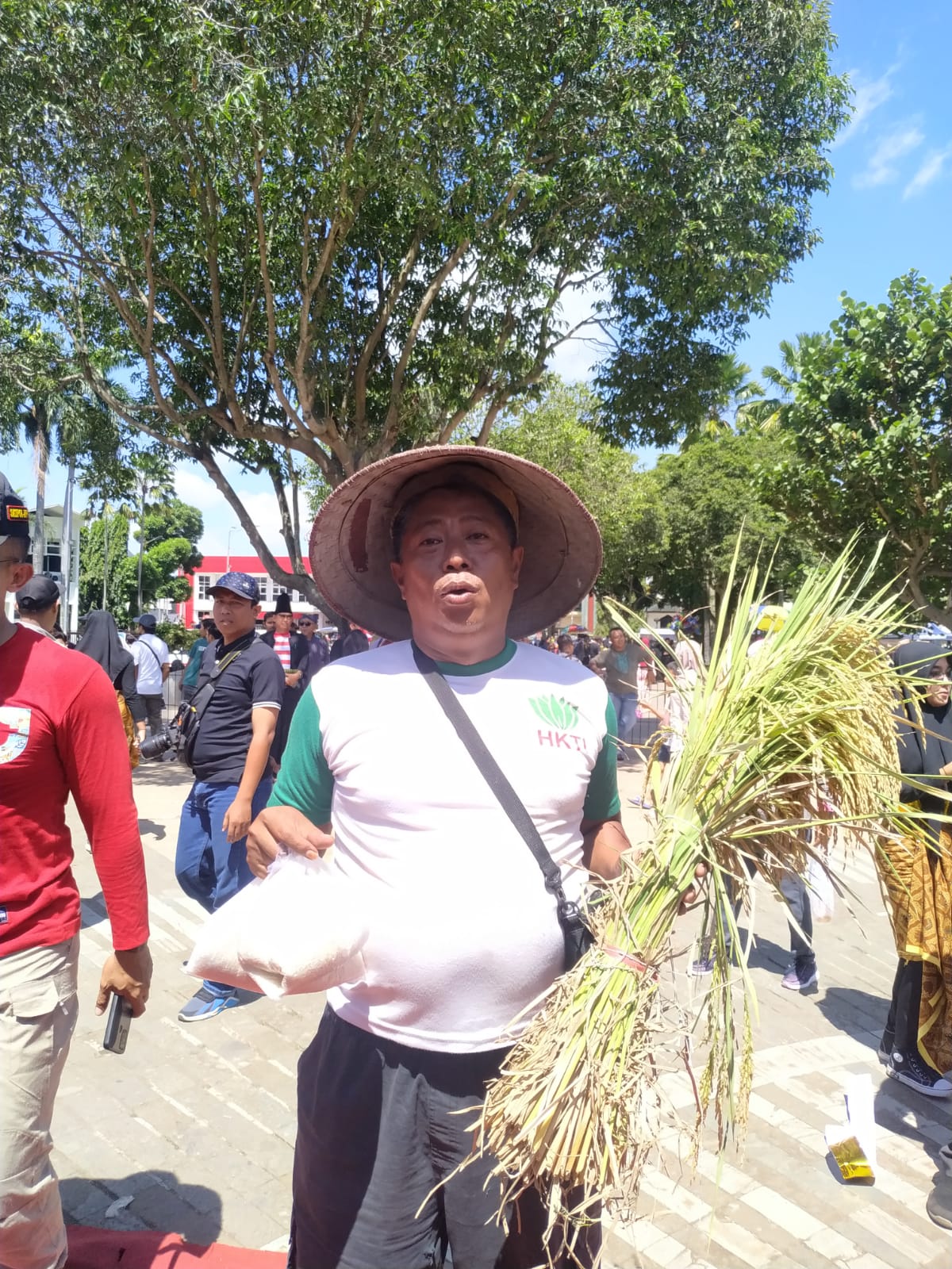 petani-jember-minta-pemerintah-naikkan-hpp