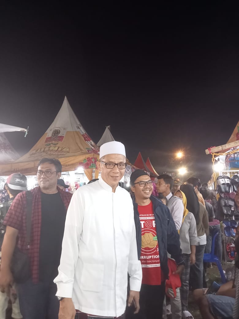 PASAR SANTRI RAMADAN BANGKITKAN PEREKONOMIAN  UMKM DAN PESANTREN