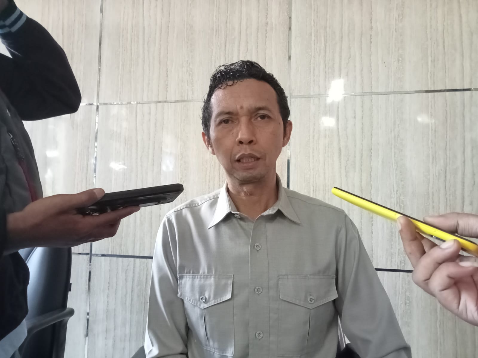 DPRD MENYAYANGKAN PEMKAB JEMBER MENAHAN ANGGARAN RP. 12 MILYAR TERMASUK POKIR