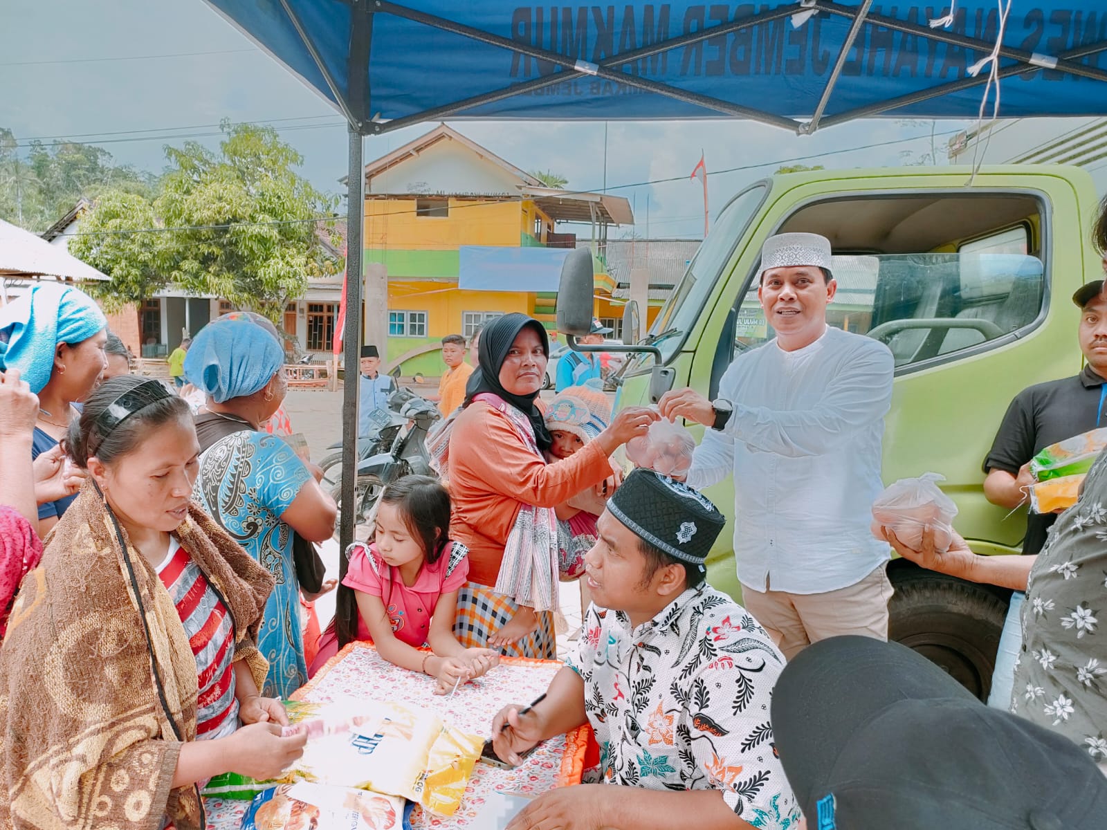 TELUR AYAM, PENDATANG BARU DI PASAR MURAH JEMBER BERBAGI 