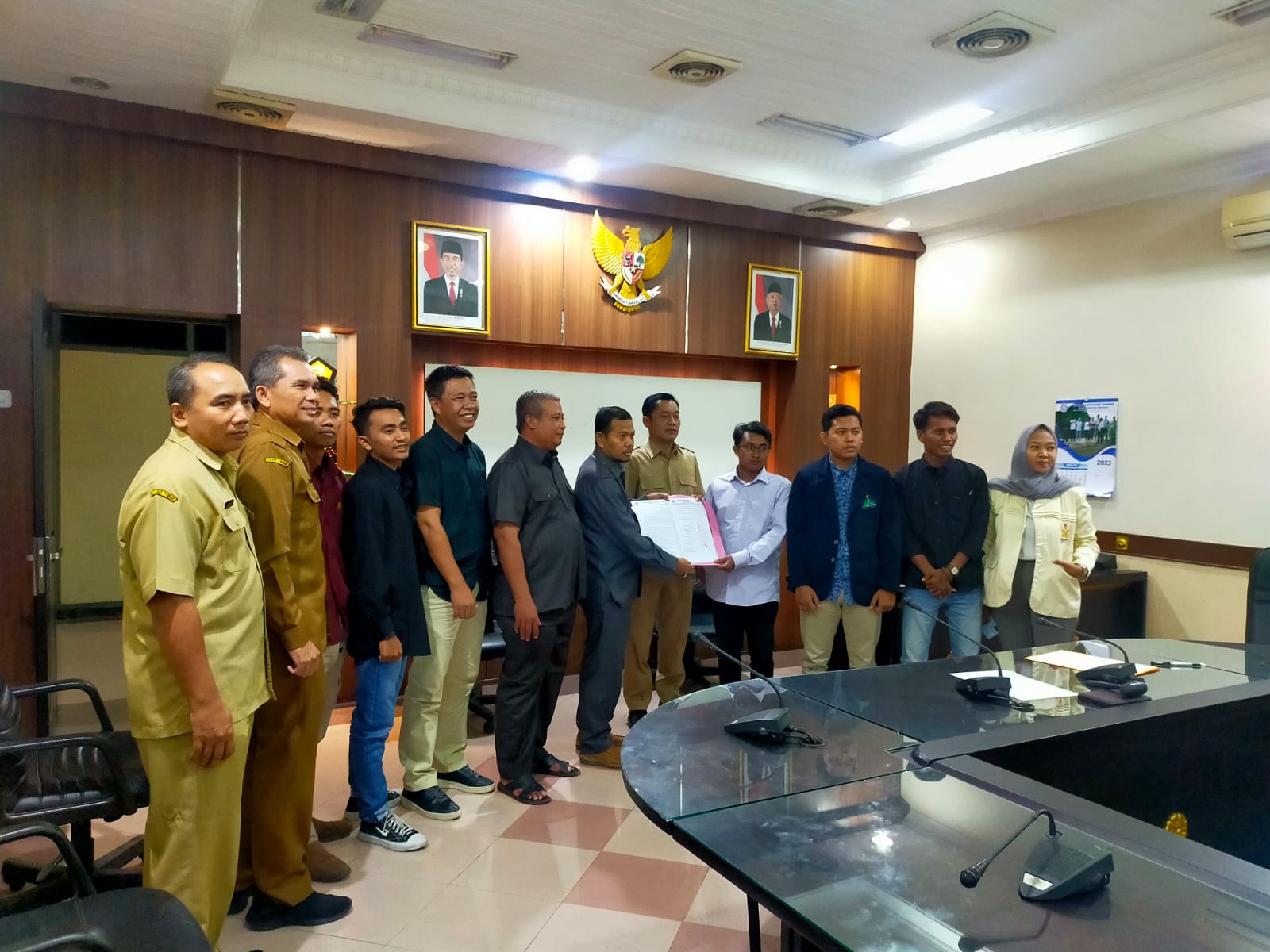 DPRD JEMBER DIMINTA MENOLAK PENGESAHAN PERPPU CIPTAKER