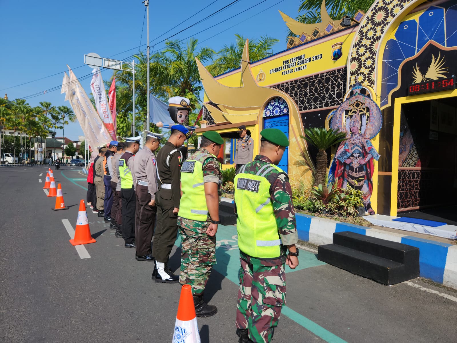 UNIK, POS PELAYANAN TERPADU DI JEMBER DIDESAIN DENGAN NUANSA JFC