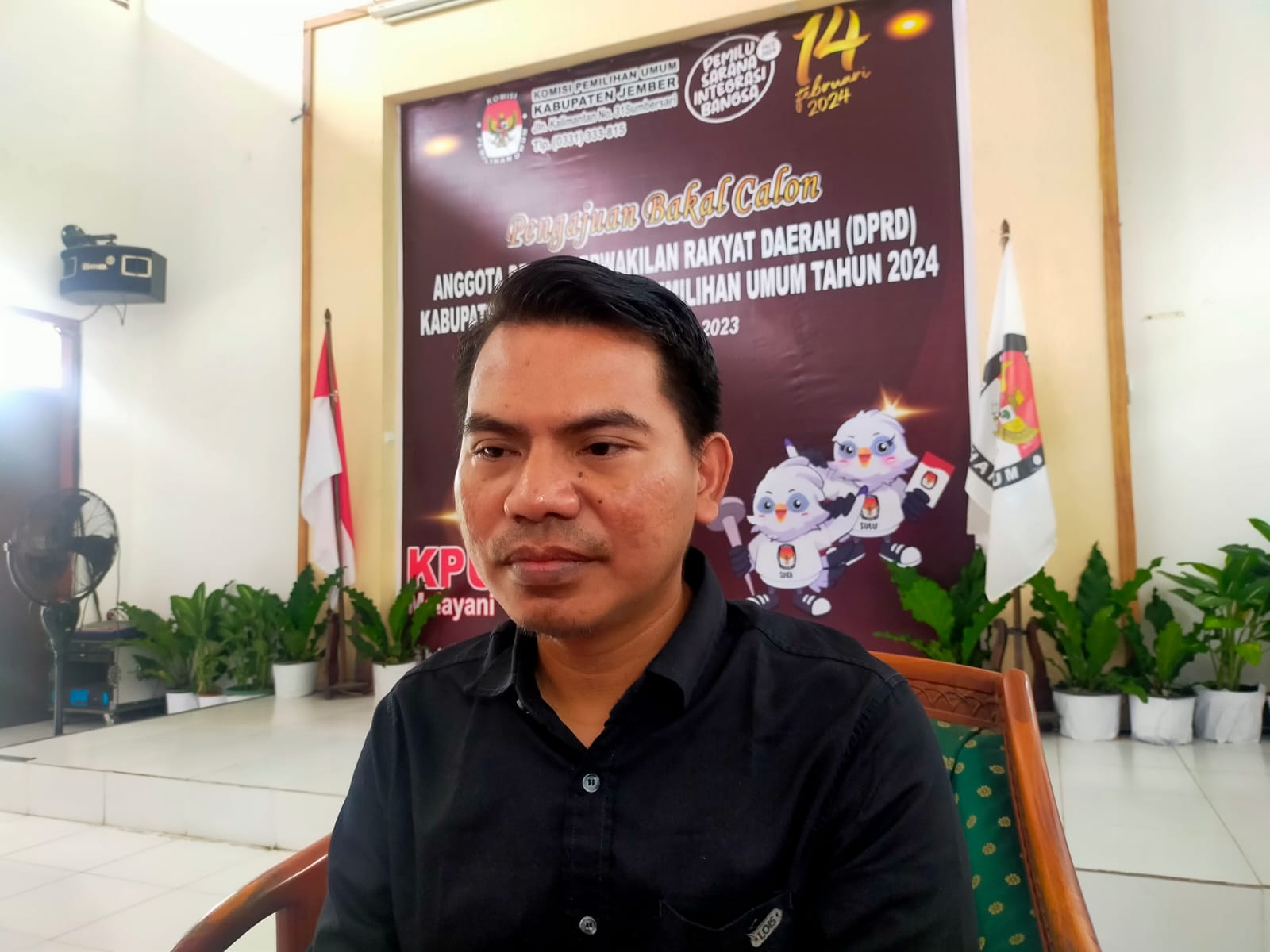 KPU AKAN MEMECAT OKNUM YANG MEMOTONG UPAH PANTARLIH