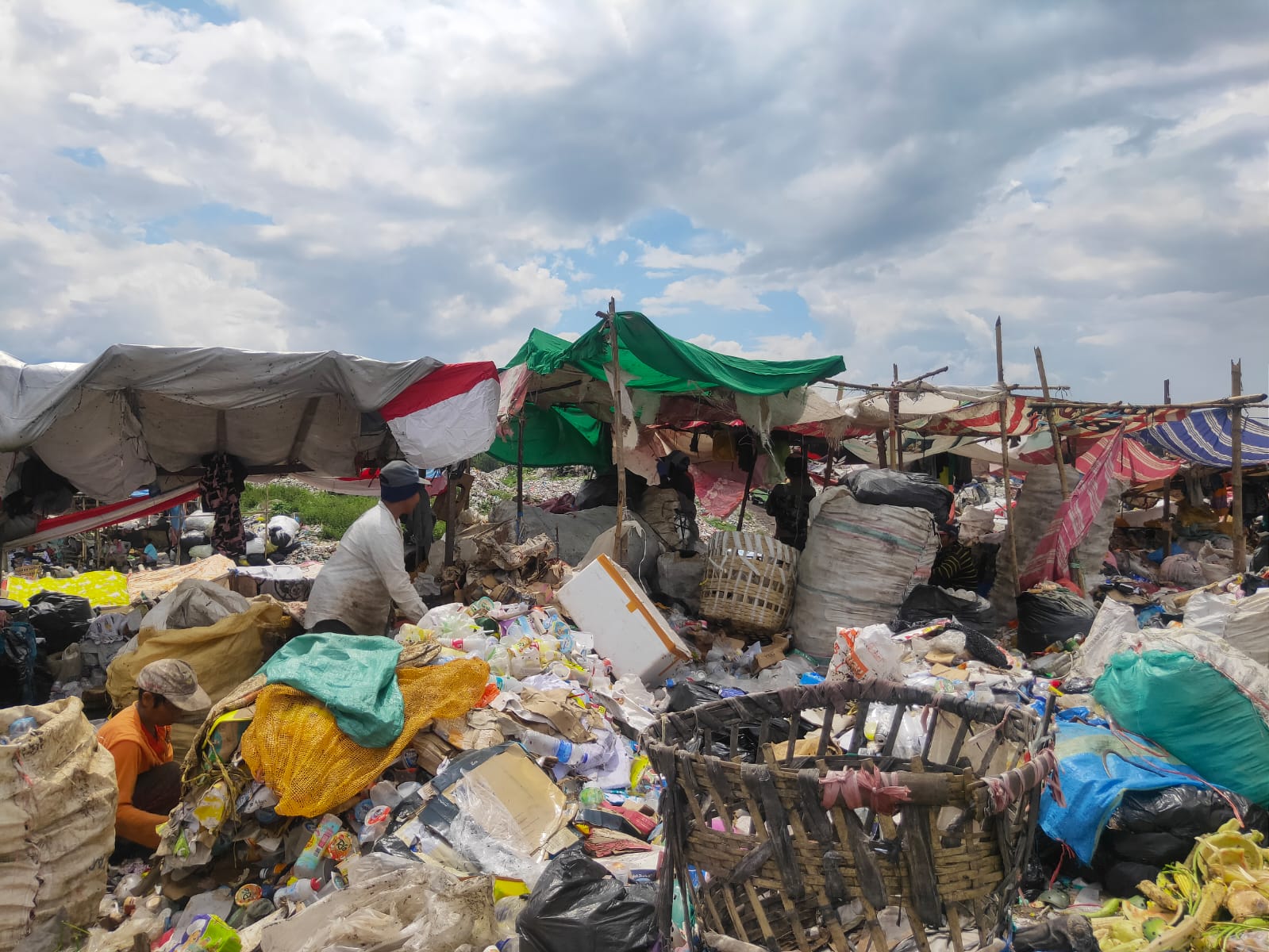 PERDA SAMPAH DI JEMBER TELAH DI SAHKAN, INI DAMPAK YANG DIHARAPKAN TERJADI