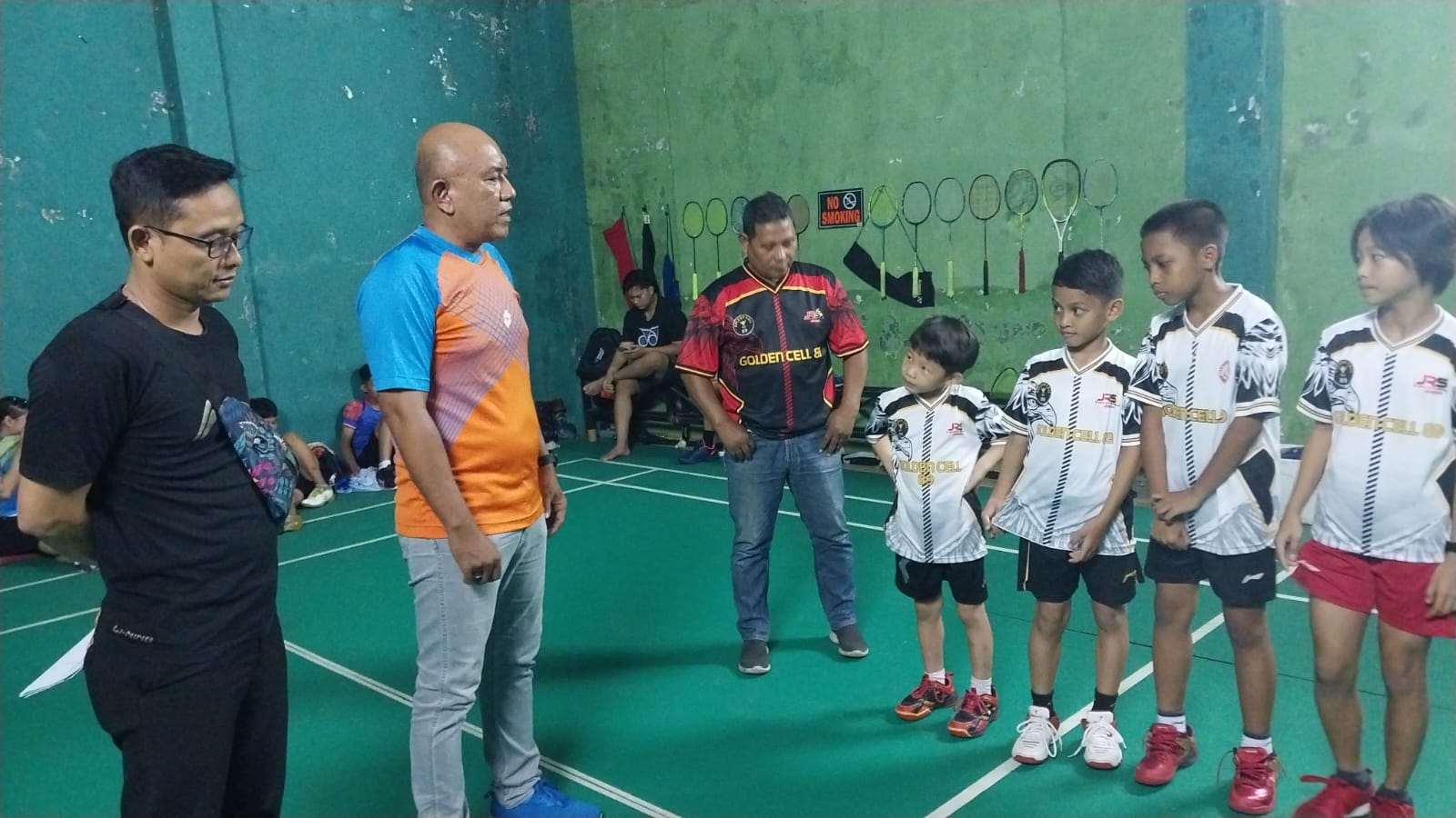 EMPAT PEBULUTANGKIS CILIK JEMBER SABET JUARA DI PIALA KAPOLDA JATIM 