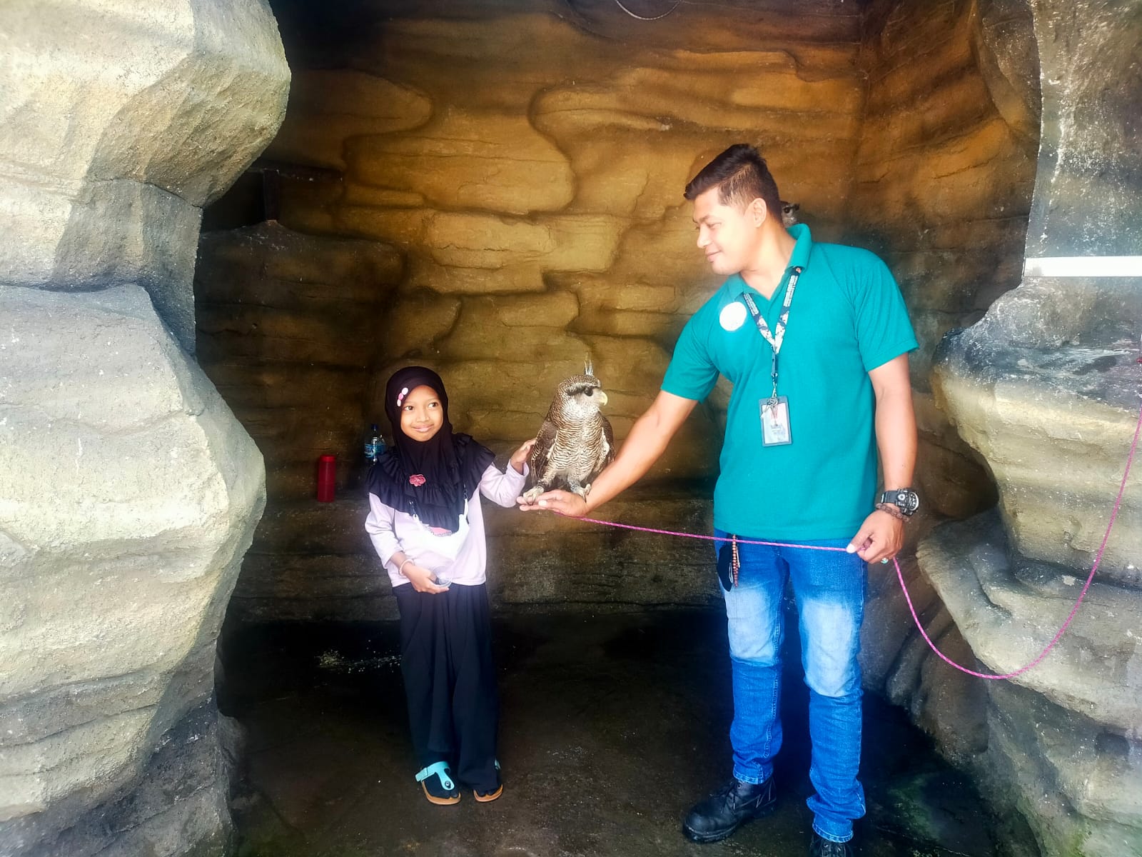 BURUNG HANTU DI MINI ZOO FAVORIT PENGUNJUNG, TERUTAMA ANAK-ANAK