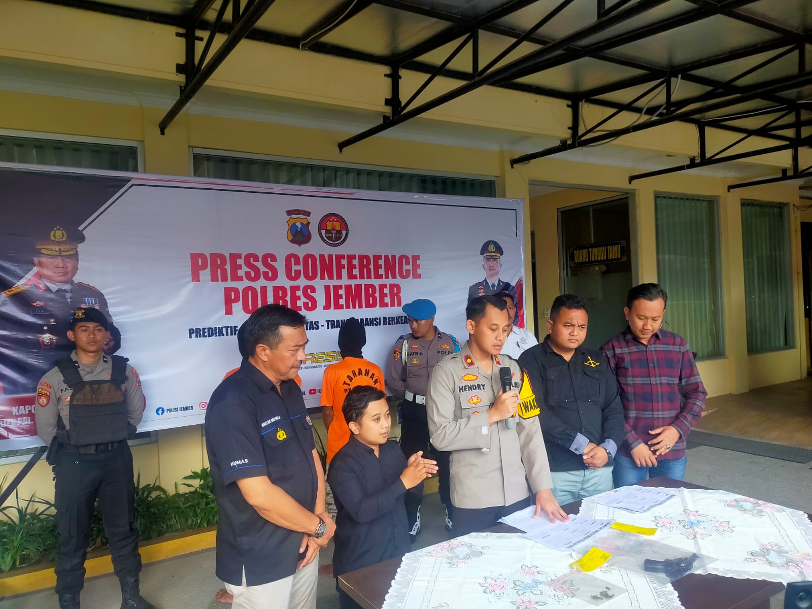 pemilik-senpi-rakitan-ilegal-asal-banyuwangi-diamankan-polisi