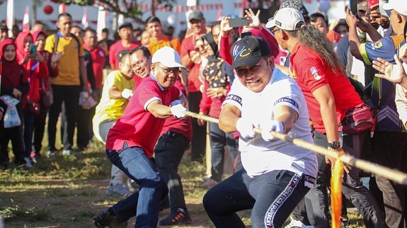 MERIAH, RAYAKAN HARI KEMERDEKAAN PEMKAB JEMBER GELAR LOMBA ANTAR OPD