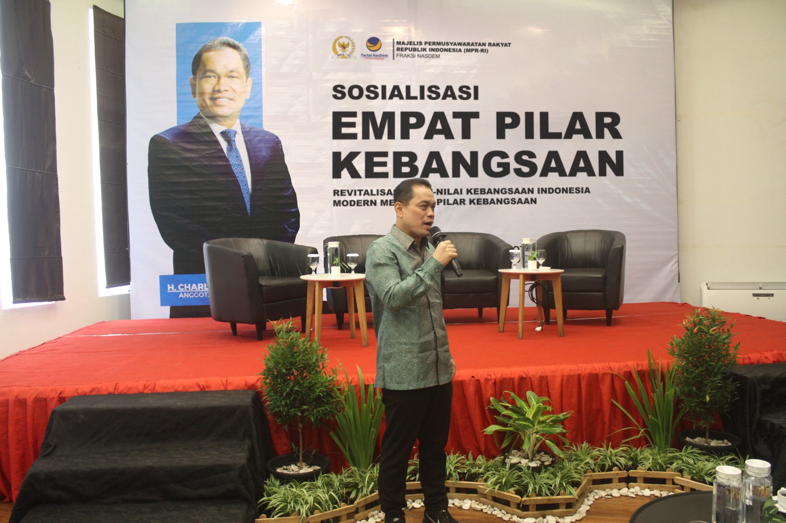 hadapi-tahun-politik-charles-meikyansah-ajak-masyarakat-jaga-persatuan-dan-kesatuan