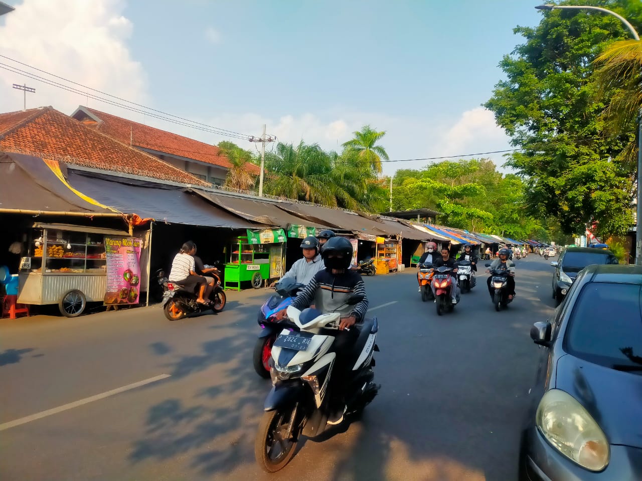 keberadaan-pkl-di-jember-sangat-pelik-pemkab-minta-pkl-punya-kesadaran-terhadap-aturan