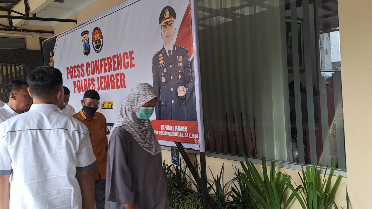 POLRES JEMBER: MAKELAR KKPE RAUP UNTUNG HINGGA Rp 10 MILIAR 