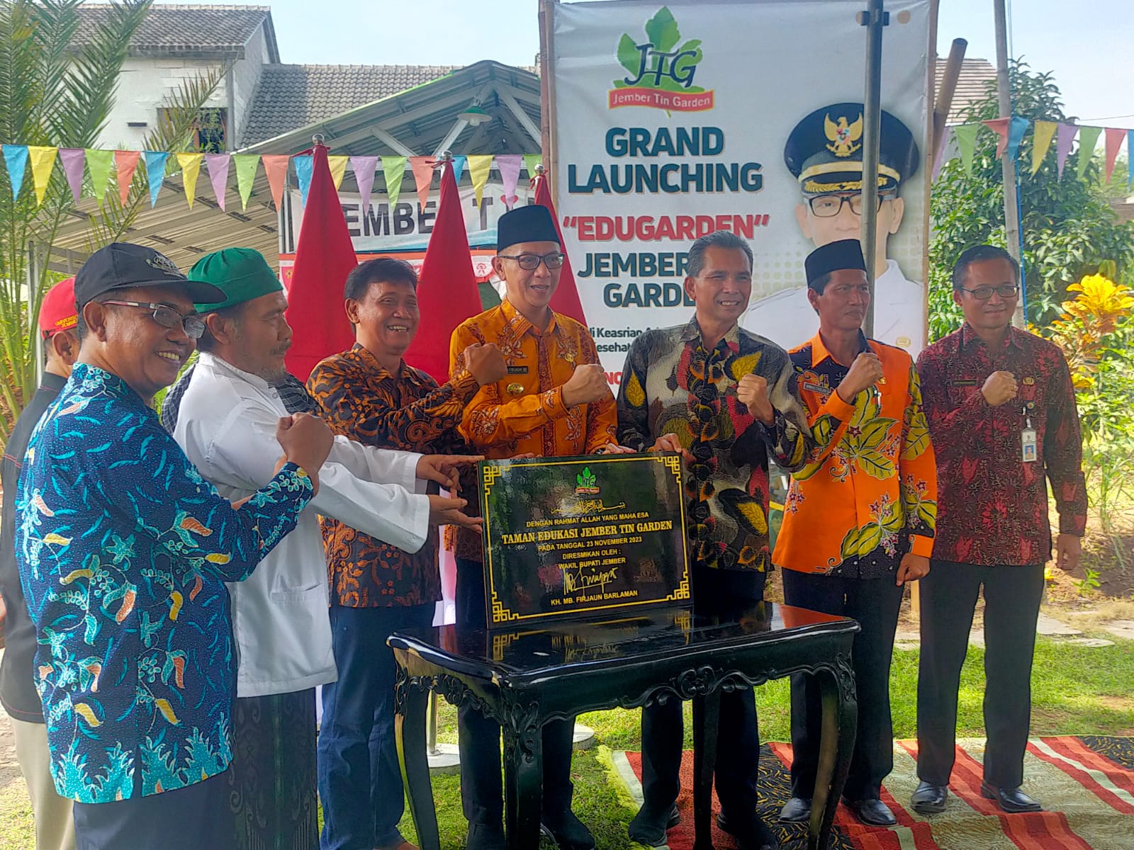 WABUP JEMBER RESMIKAN KEBUN BUAH TIN, BUAH DARI SURGA