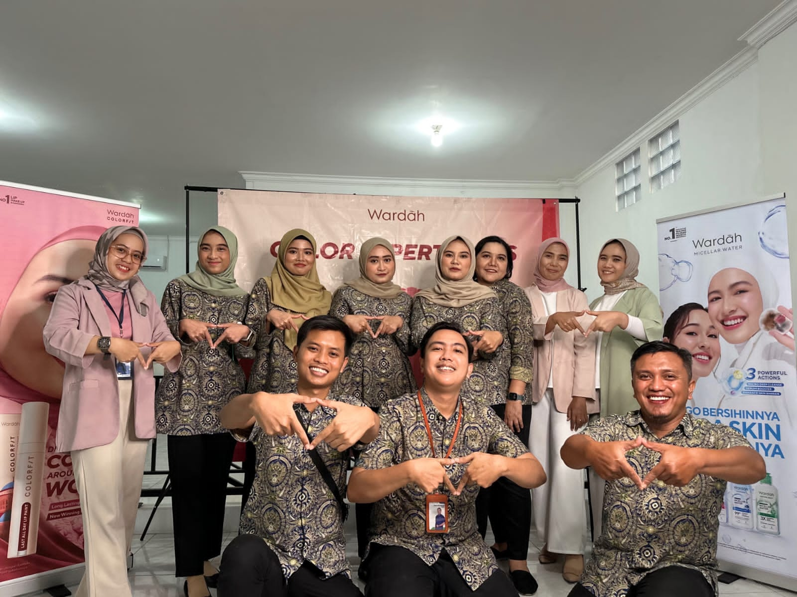 tingkatkan-skill-karyawan-bpjs-kesehatan-lumajang-gandeng-wardah-cosmetics