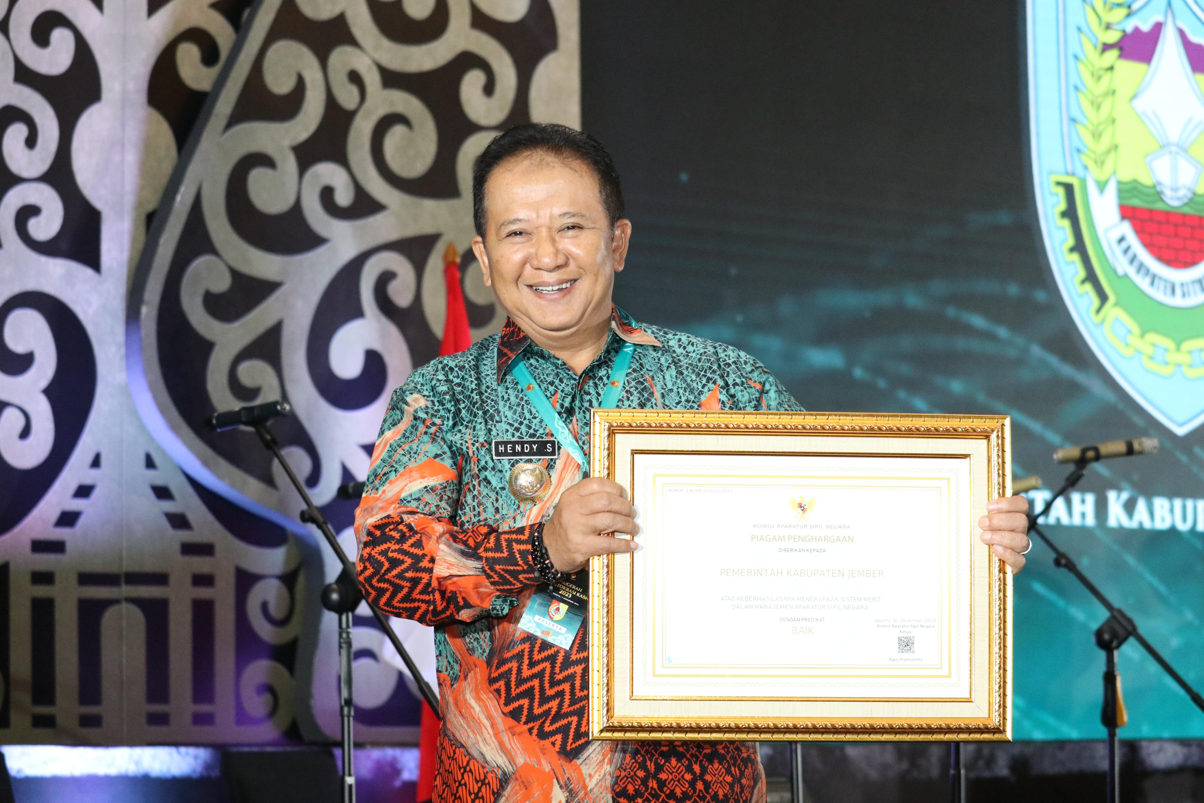 PEMKAB JEMBER  SABET ANUGERAH MERITOKRASI 2023