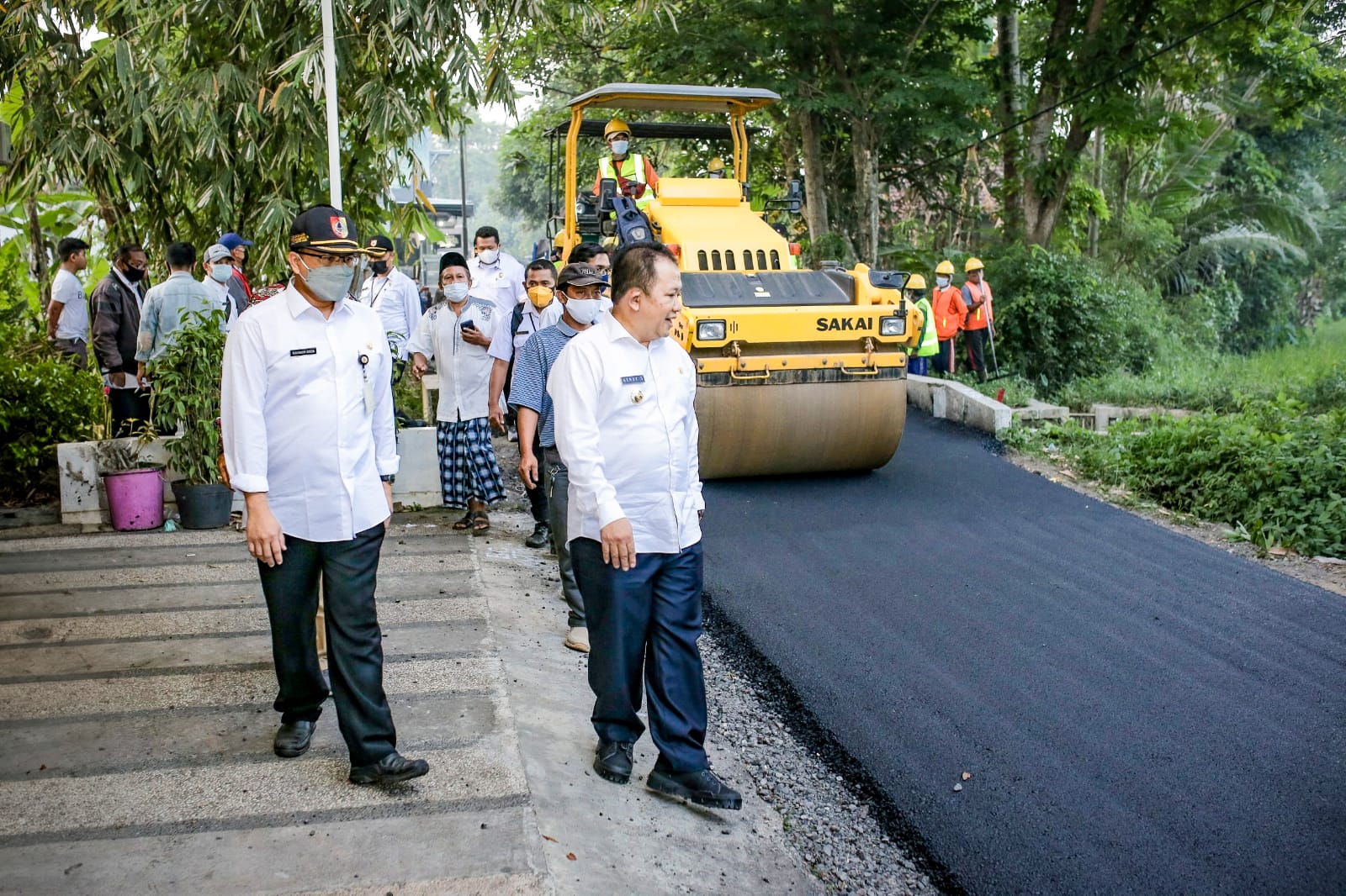 PEMBANGUNAN JALAN DI KABUPATEN JEMBER TERBAIK SE-INDONESIA